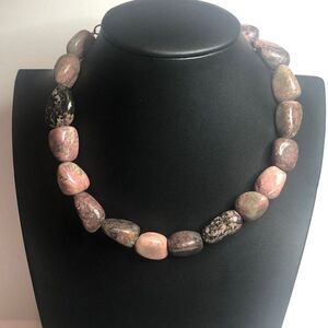 518 Rhodonite gemstone necklace necklace 17"-18"